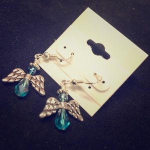 😍 Earrings available offers accepted !